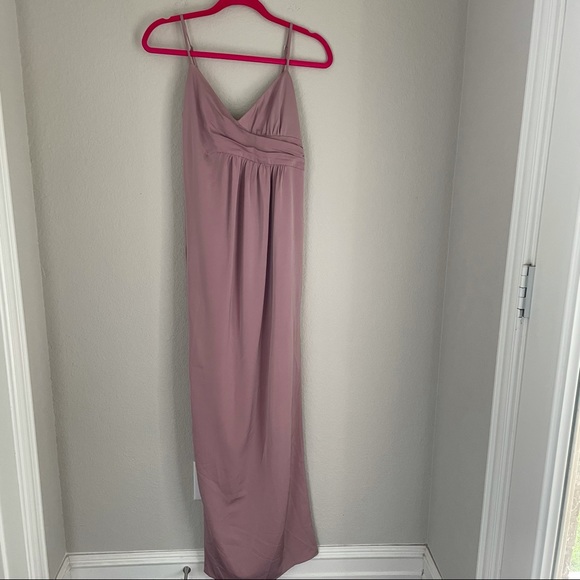 NBD Revolve Maxi Saanvi Mauve Gown - Picture 3 of 9